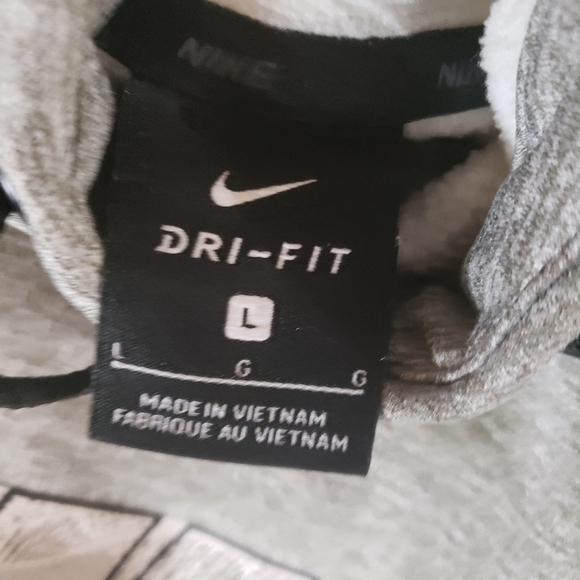 Nike Hooded Grey Basketball Sweater - Picture 2 of 2